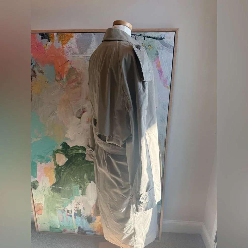 London Fog Classic Beige Trench Coat Gold Lining Tie Belt Timeless